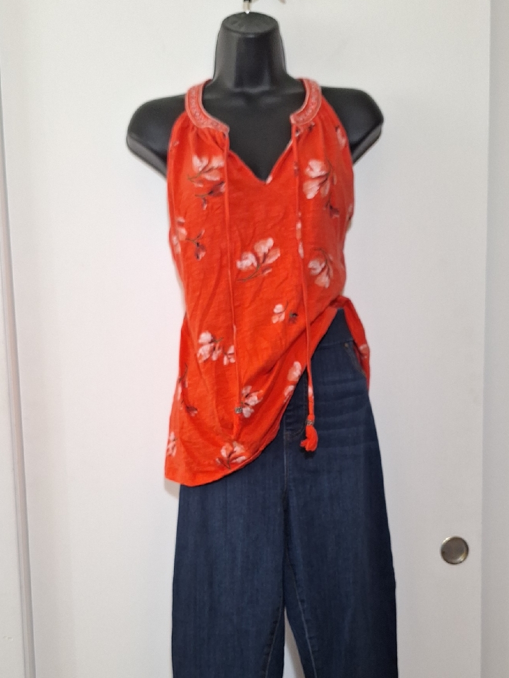 Floral Boho Halter Neck Keyhole Top 100% Cotton - Picture 6 of 6